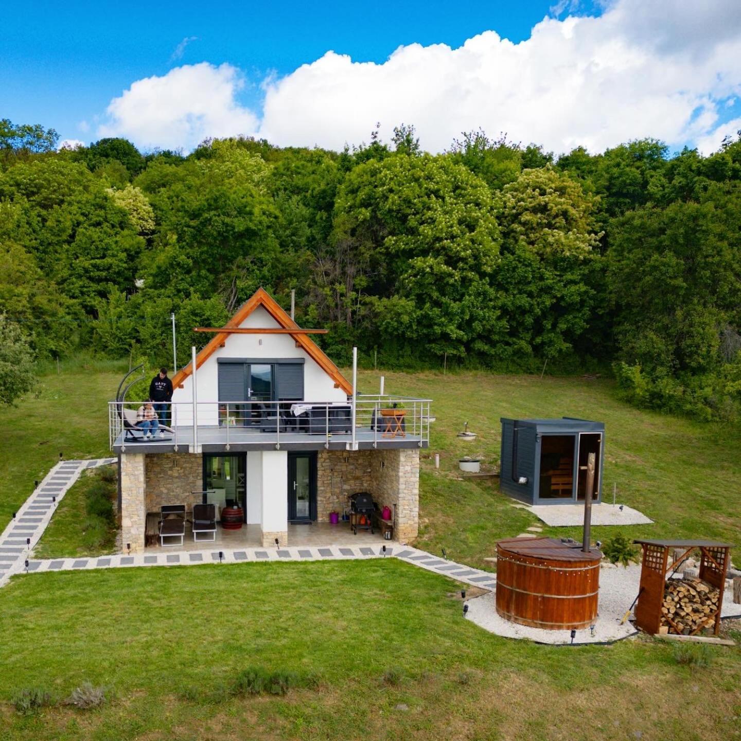 Kali Vineyard Estate Villa *